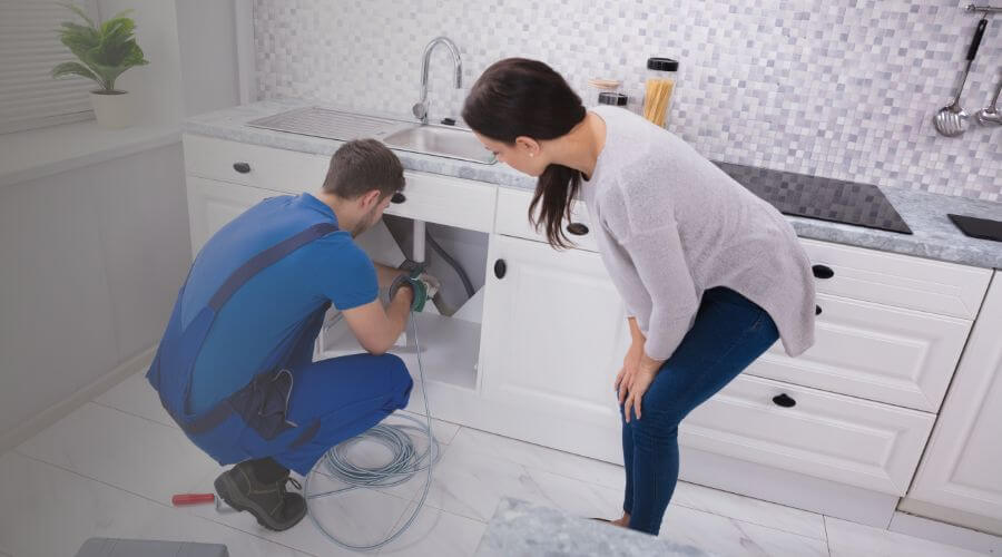 Expert burst pipe repair services in Clay City, IN